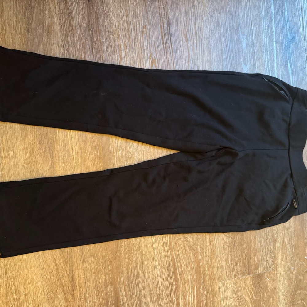 Tahari Black Women's Pants